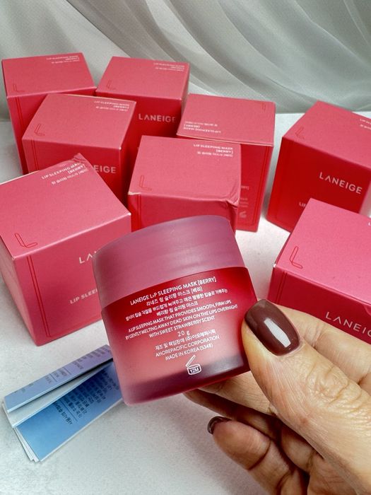 Маска бальзам для губ Laneige Berry