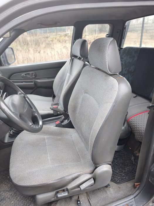 Продам пикап l200