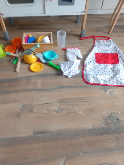 Kuchnia drewniana dla dzieci