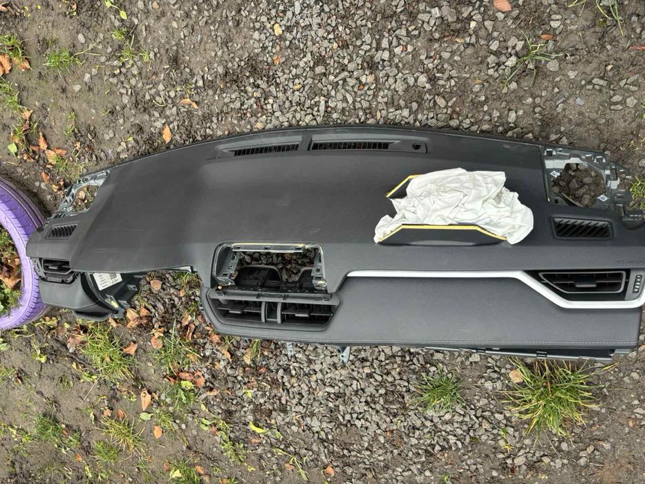 Торпеда Тойота Рав 4