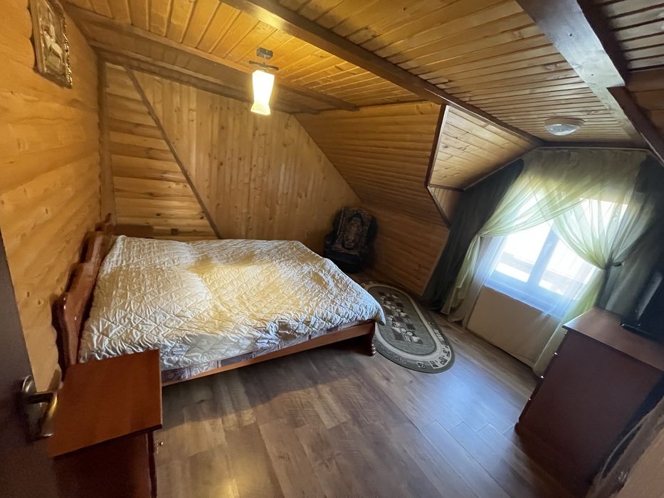 Оренда котеджу  “Carpathian dew” на 8-10 осіб у Карпатах!