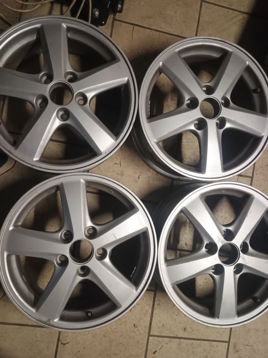 Felgi aluminiowe 5x114,3 16 cali
