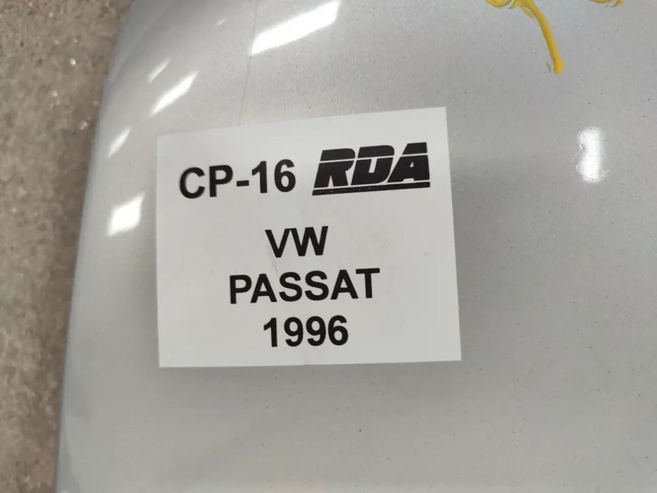 CP16CapotVwPassat1996