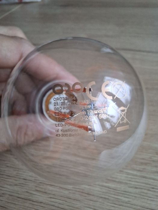 Żarówka led filament do doświetlania wzroztu roślin 8W E27