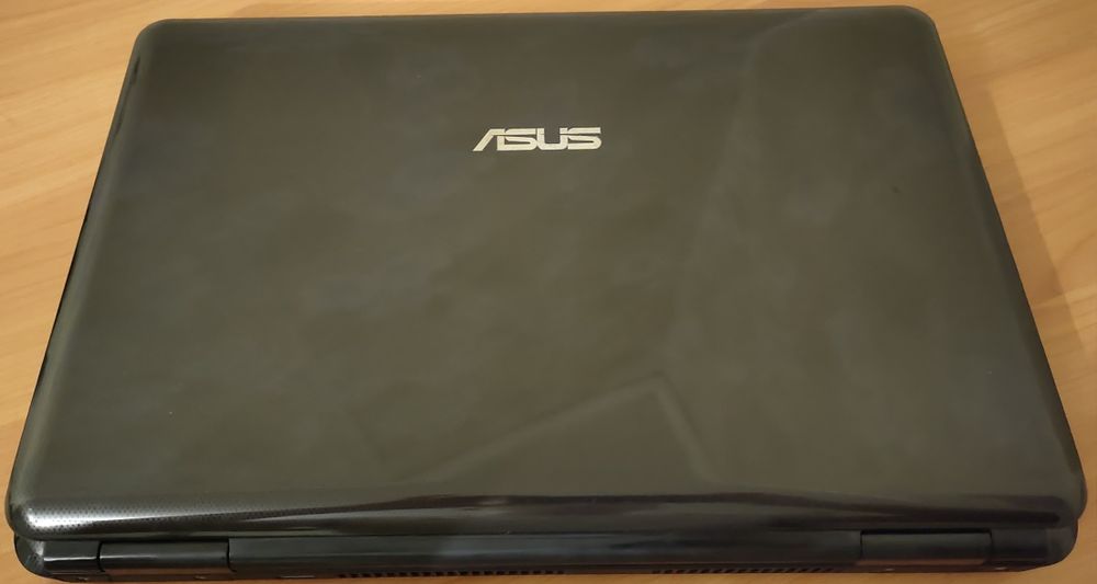Продам ноутбук Asus x66ic