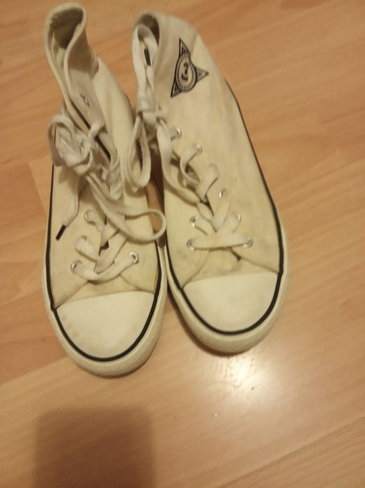 Buty sportowe cropp.