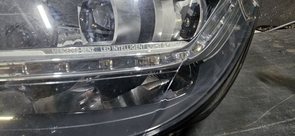 Farol mercedes classe cls