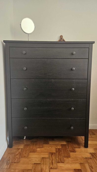Cômoda Ikea como nova