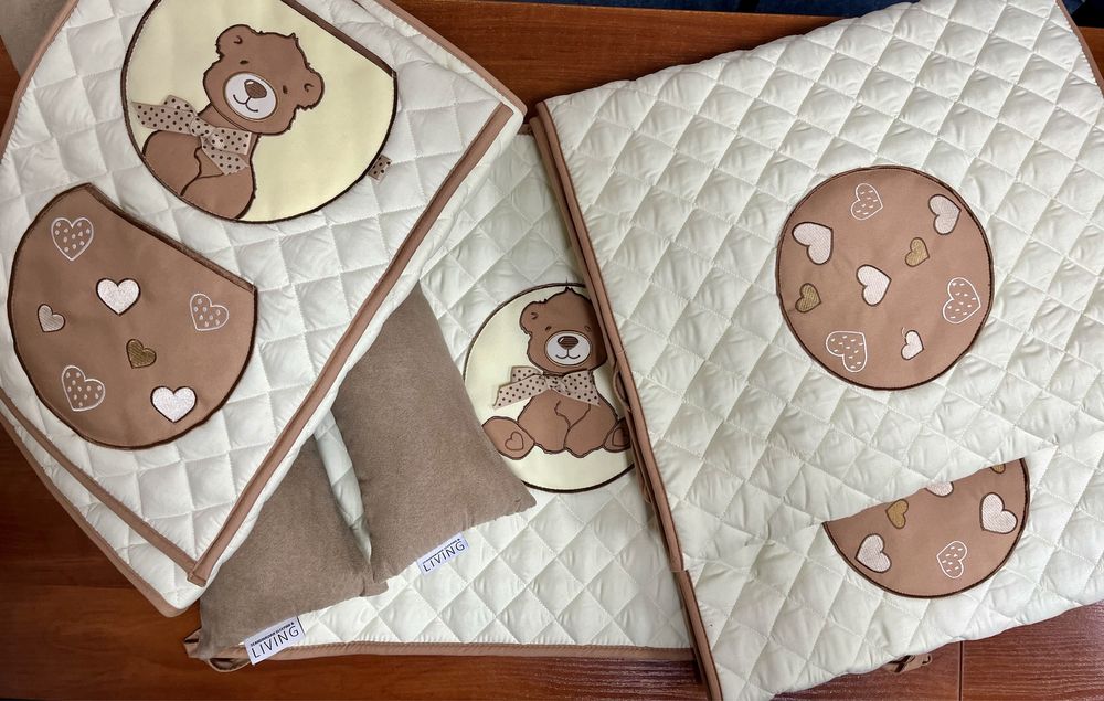 Бортики захісни в дитячу кроватку