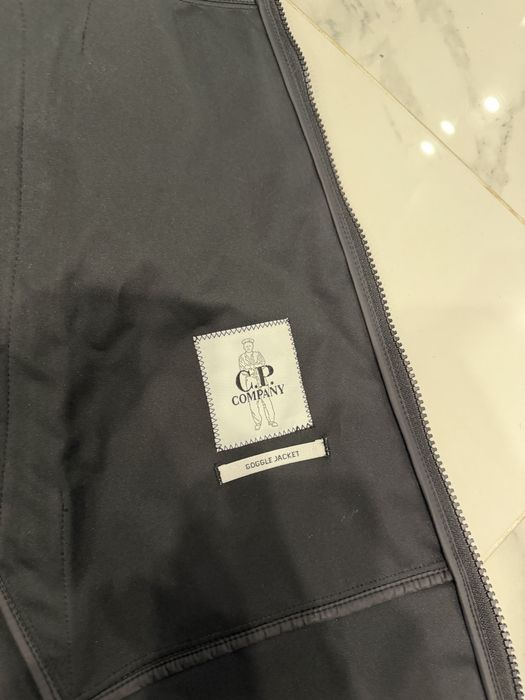 ОРИГІНАЛ Вітровка C.P Company Lens Jacket SHELL-R