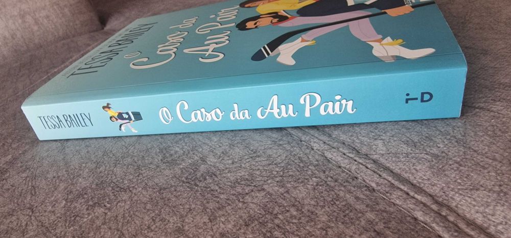 Livro com Edges - O caso da Au Pair