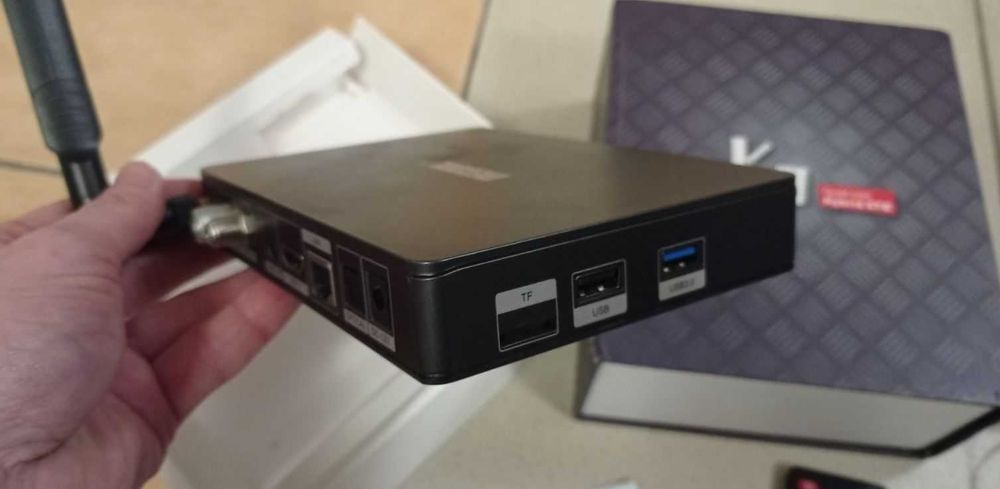 Android Smart TV BOX приставка Mecool K7 4/64 GB з дефектом