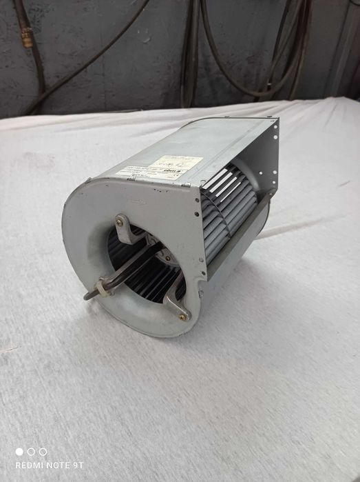 wentylator promieniowy EBM turbina  300/330w