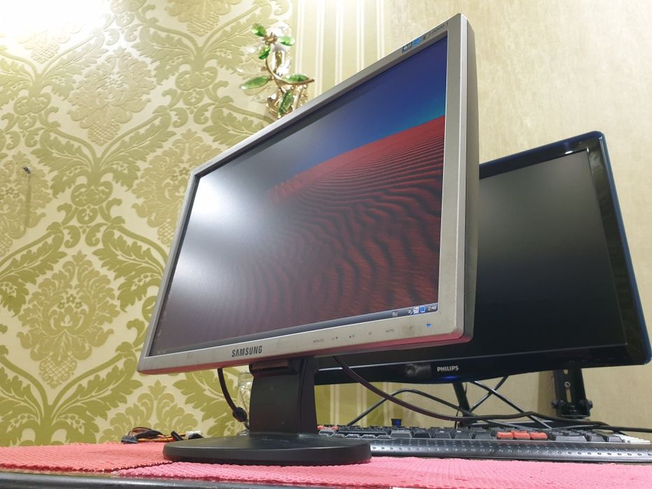 Монитор Samsung SyncMaster 943NW