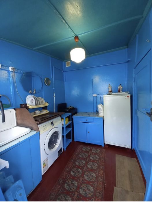 Оренда окремої кімнати у дворі.Вул.Прикордонна