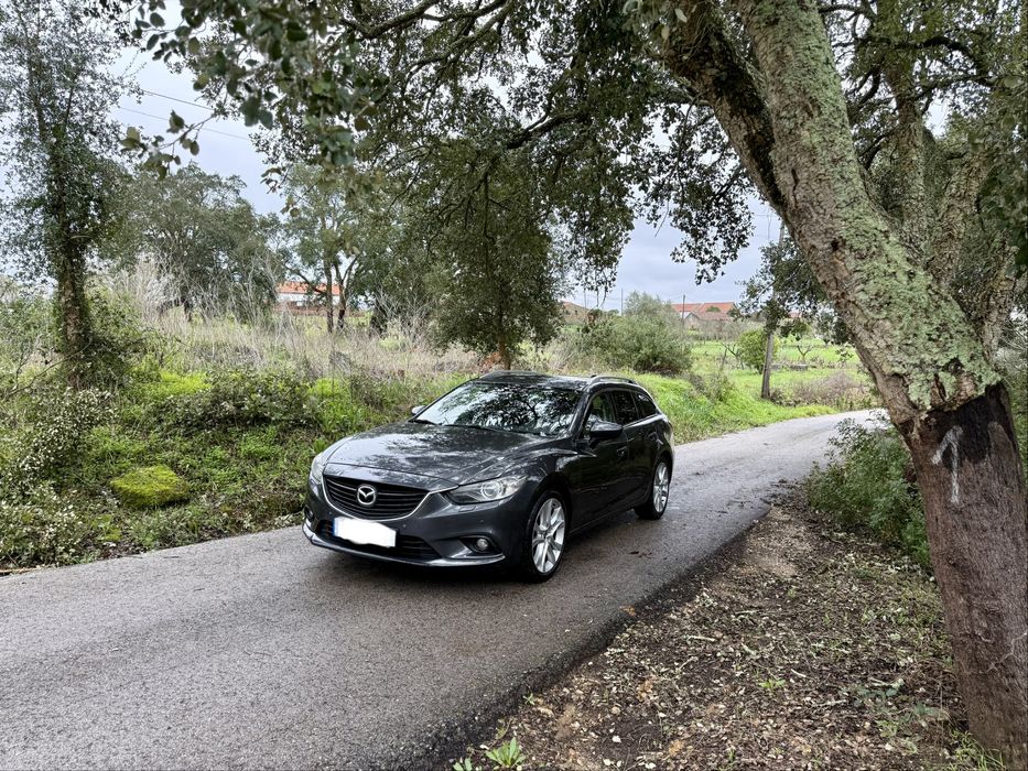 Mazda 6 2.2 sky d Excellence Navi