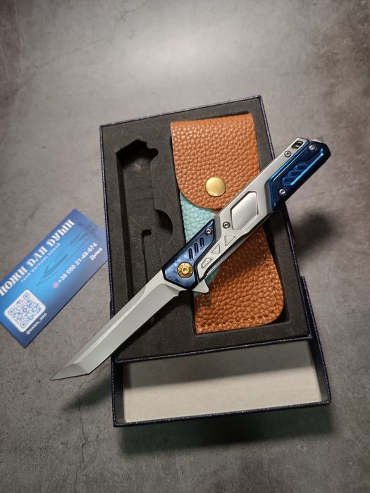 Складной нож металлический с клинком танто