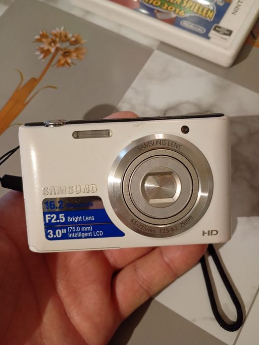 Aparat cyfrowy Samsung ST27