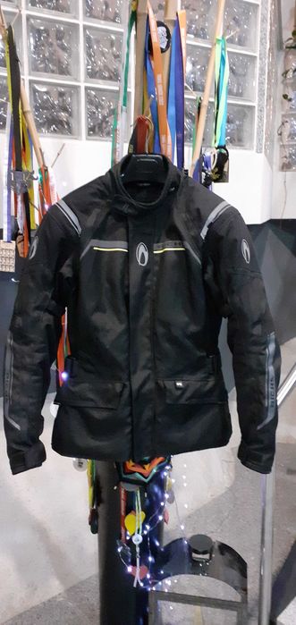 vendo casaco de moto richa tamanho M