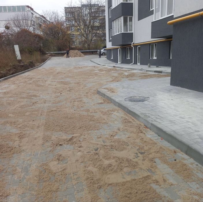 ПРОДАЖ !!! Квартира - 92,3м2, - (700/м2)