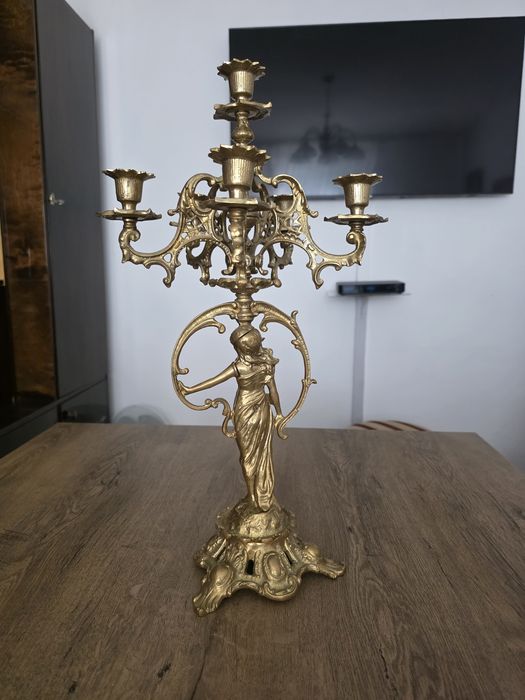 Świeczniki I lustra z mosiadzu