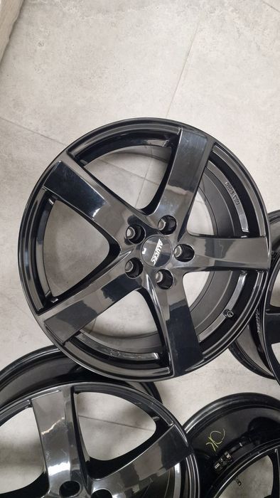 Felgi Alutec Opel Insignia 5x115 7.5J ET41 18" 4 sztuki