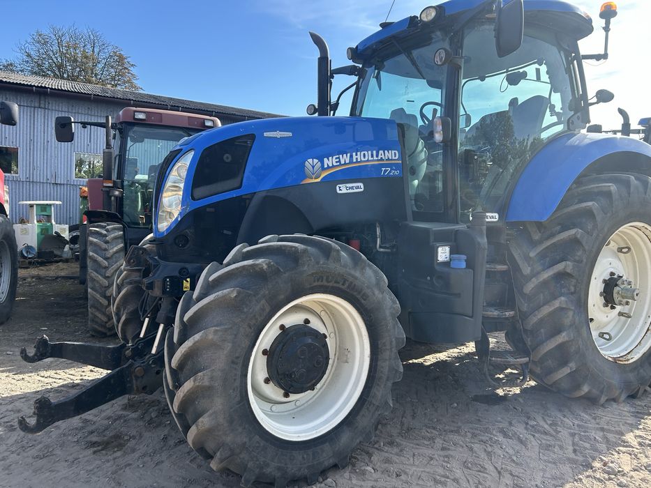 New Holland T7.200 Klima Pachnący 2920mth traktor Ekonomiczny. Sprawdzony w Polu pod obciażeniem. seria T7. Komfort i Szybkosc pracy. Erogonomia