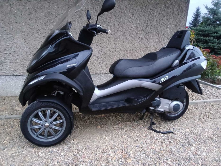 Piaggio  MP3  250