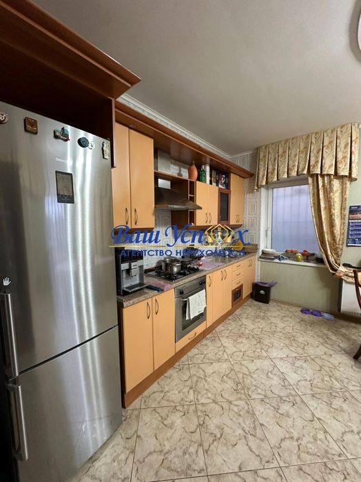 Продаж дома с выходом на реку Конча-Заспа ,дамба . село Козин