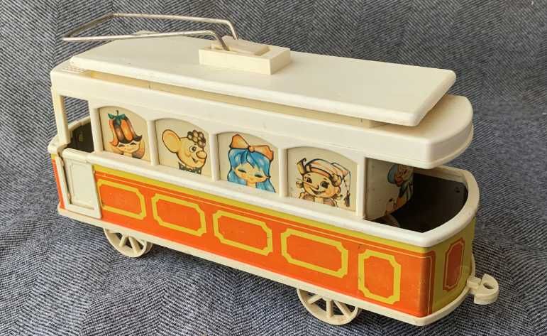 Игрушка веселый трамвай ссср