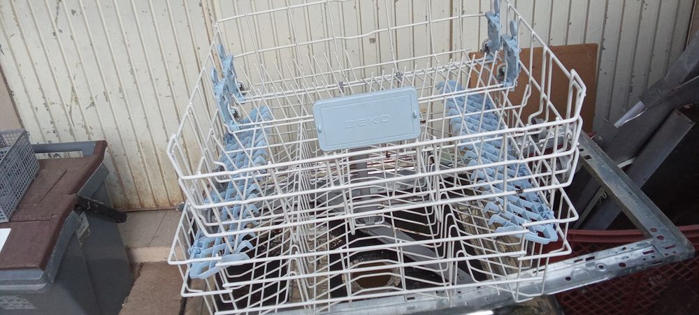 Peças de máquina de loiça marca Beko