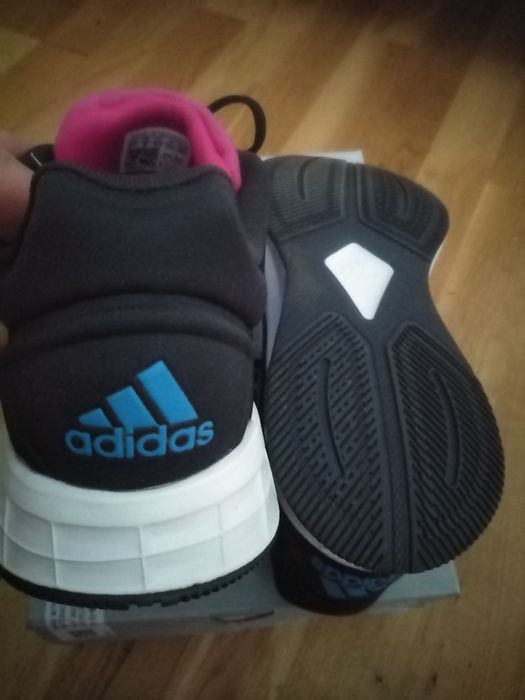 Кросівки Adidas, 41 розмір, нові