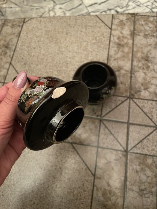 Peça decorativa preta