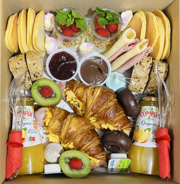 Dia dos namorados Box pequeno almoço 2 pessoas