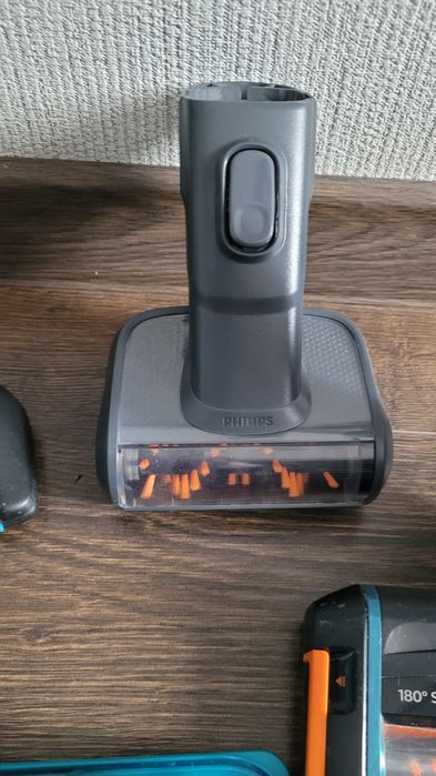 Миючий бездротовий пилосос PHILIPS SpeedPro Aqua