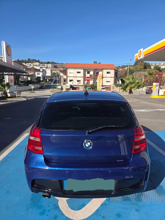 Vendo bmw 120 pack M com muitos extras.