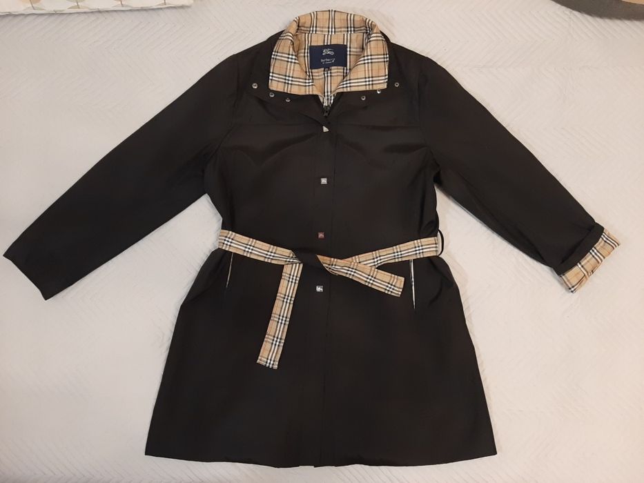 Тренч, плащ, Burberry,ї XXL, маломірить на XL, стан 10 з 10.