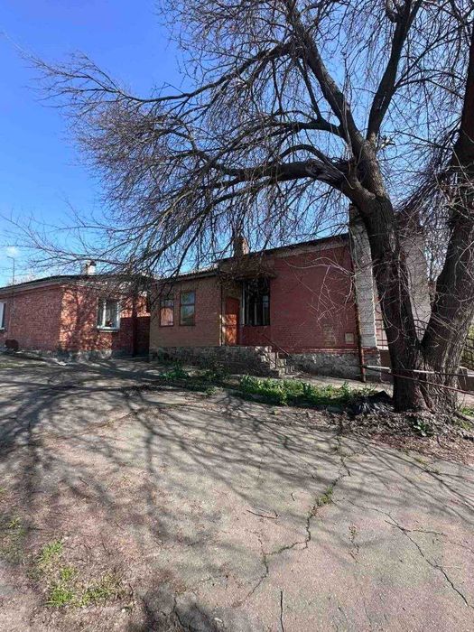 Продаж частини будинку, пров. Любові