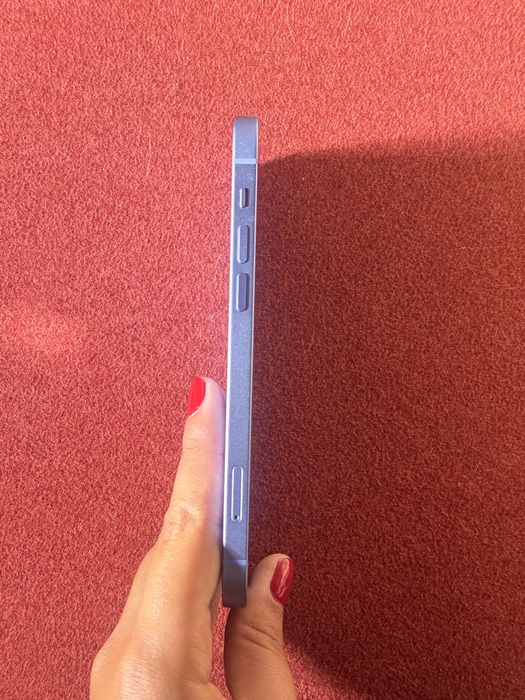 Iphone 12 128G , vidro de trás rachado, funciona na perfeição