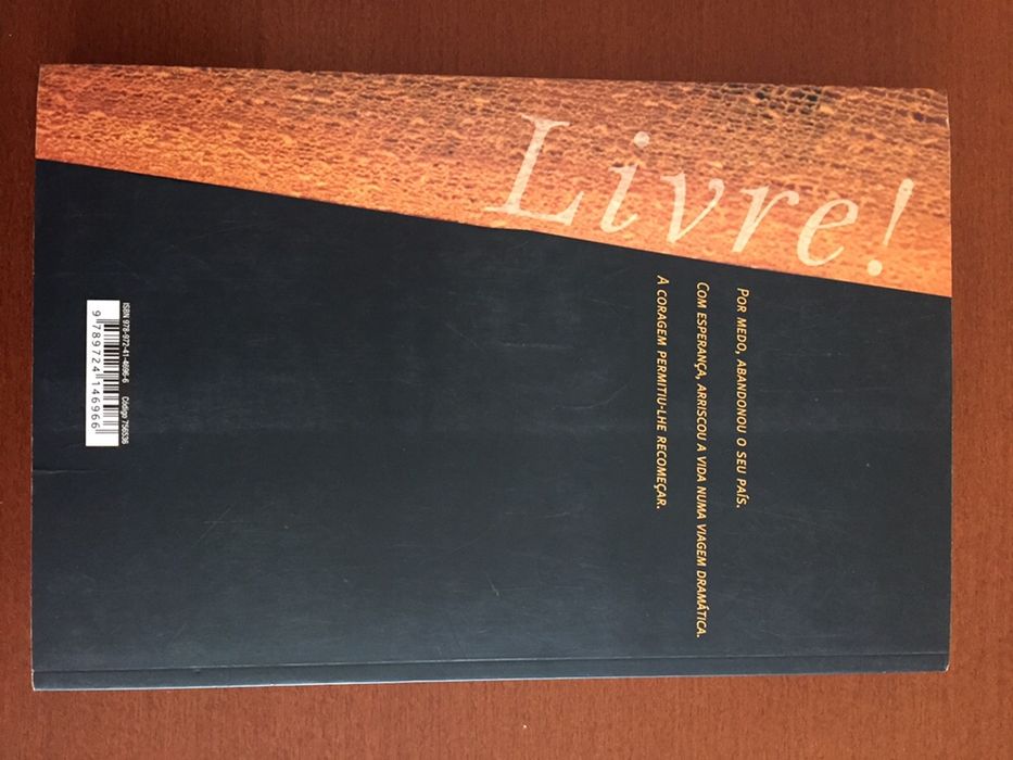 Vendo 3 Livros como novos
