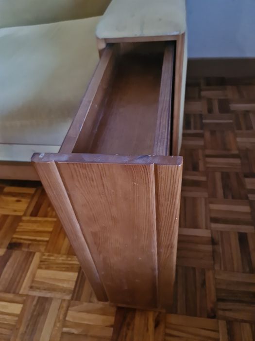 Sofás em pinho da Cerne grandes