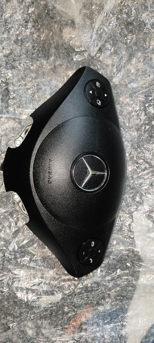 Подушка руля с кнопками мультируль на Sprinter 906