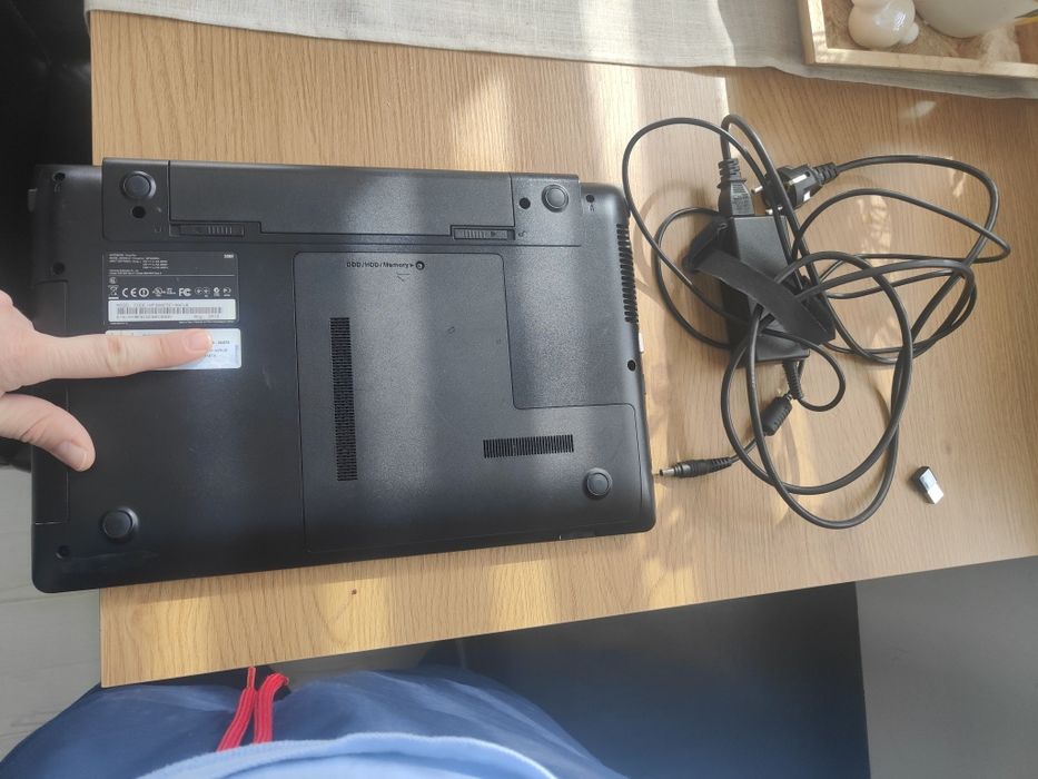 Laptop samsung np300 e5c