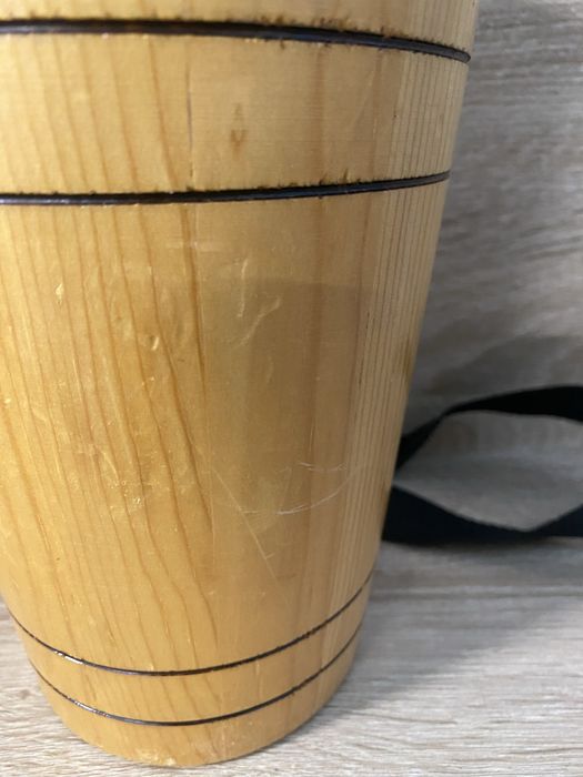 Drewniany bęben ręczny z paskiem