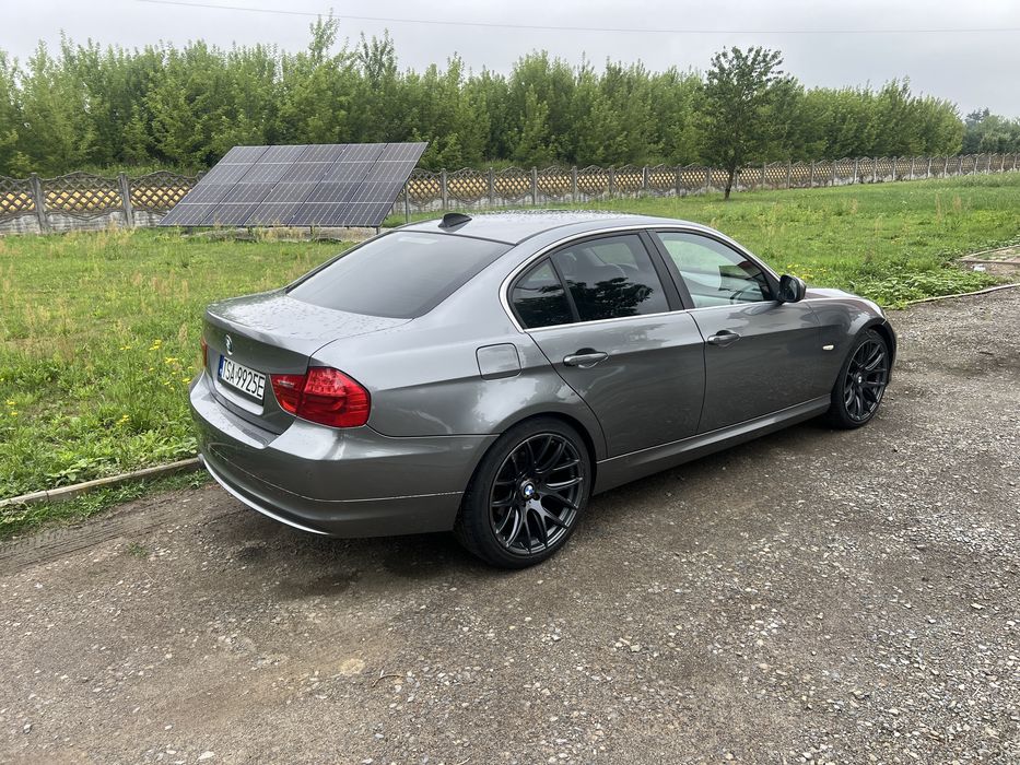 Bmw e90 automat nawigacja cup holdery pdc 2.0d 184km