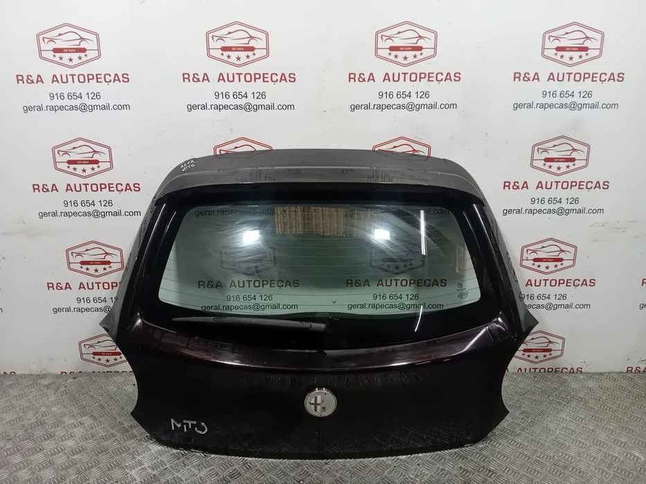 Tampa Porta de Mala Alfa Romeo Mito Com Spoiler Original