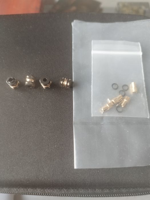Axial SCX 24 Hexy (7mm) 1cm poszerzenia Nowe Mosiężne złote