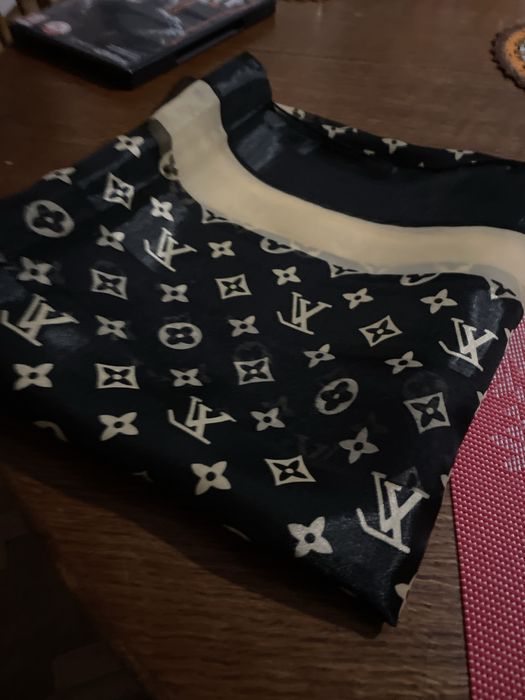 Szal Louis Vuitton Black/Gold