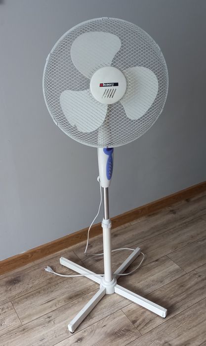 Wentylator wiatrak chłodzący pokojowy biurowy lato budget pilot