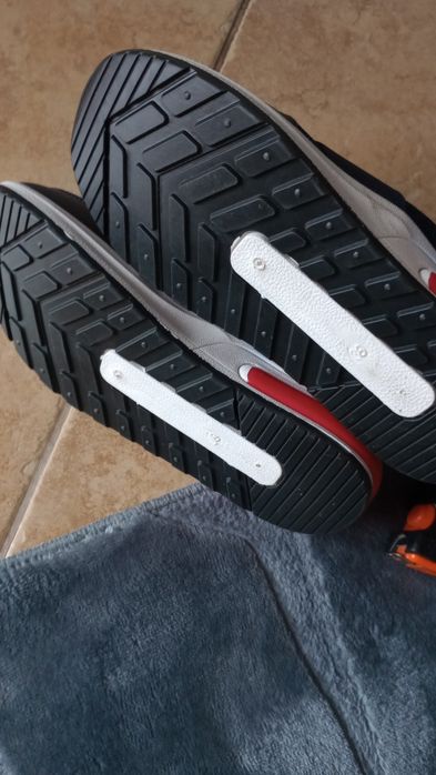Nowe buty sportowe rozm.38